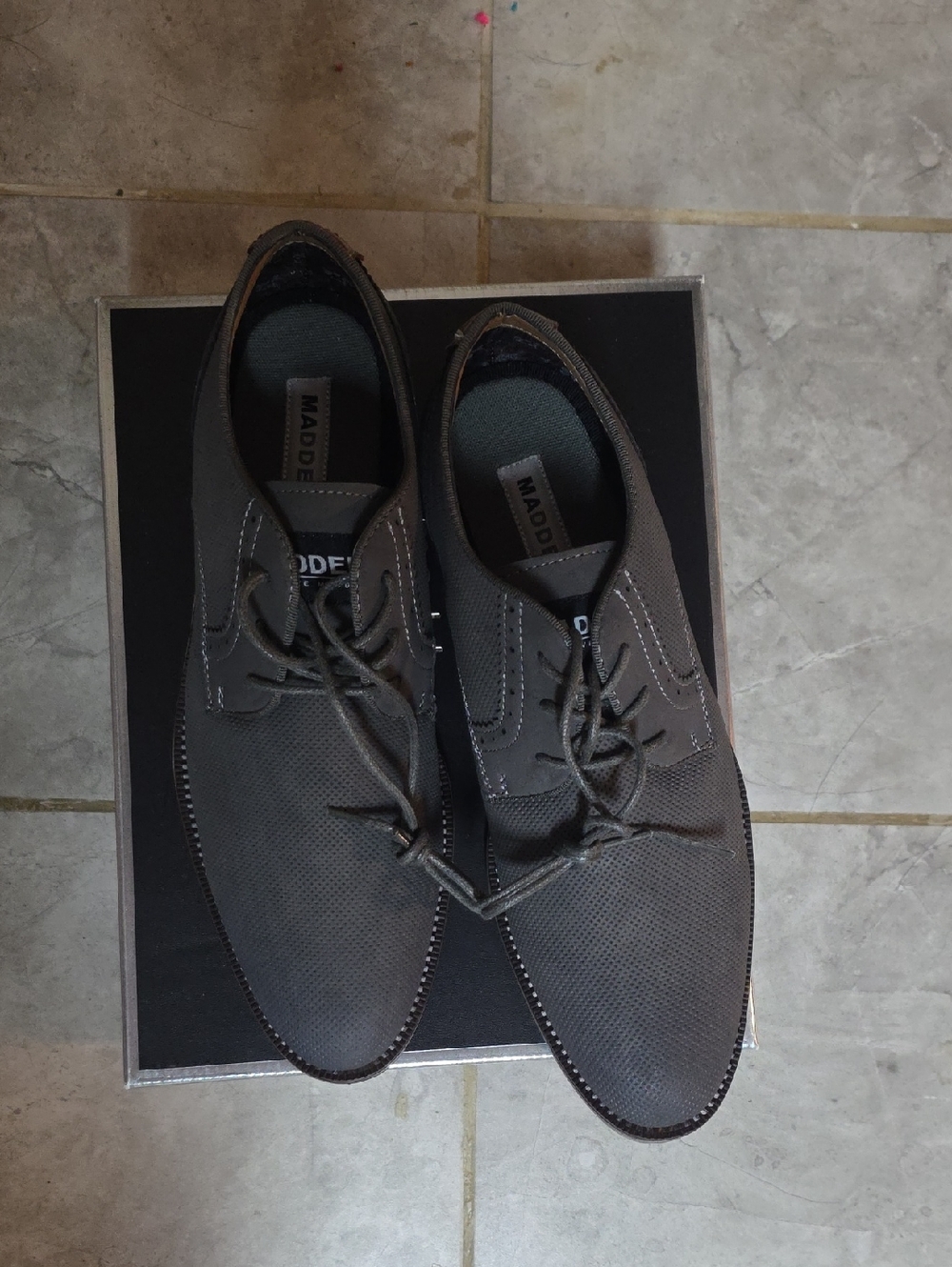 Steve Madden Men's Charcoal Grey Textured Lace-Up Oxfords